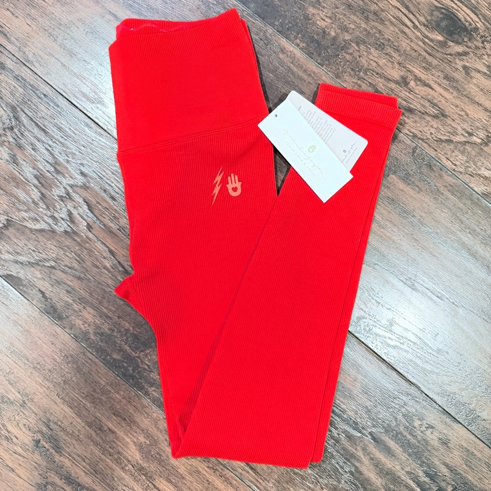 Spiritual Gangster x Kendall Toole Peloton Seamless Ribbed Leggings Red Small